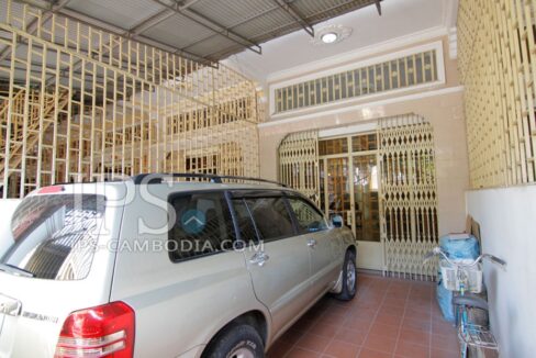 Spacious Four Bedroom Townhouse For Lease in BKK3 Phnom Penh