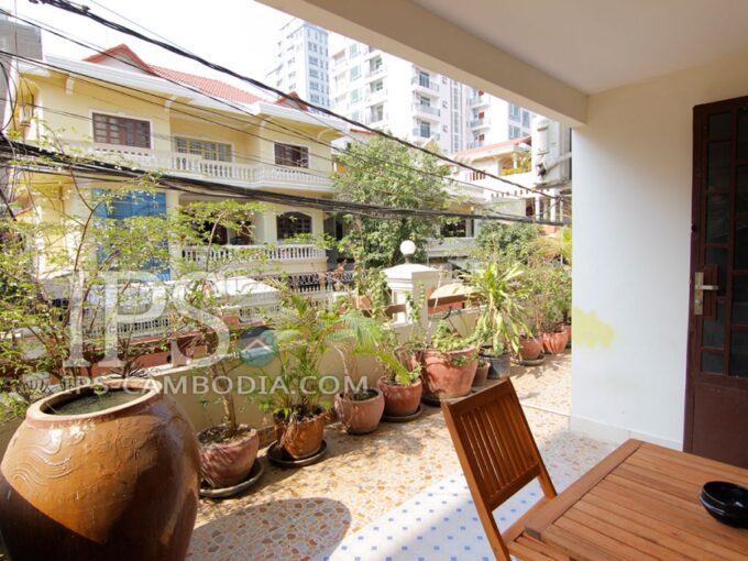 Fully Furnished Two Bedroom Apartment in BKK3 For Rent