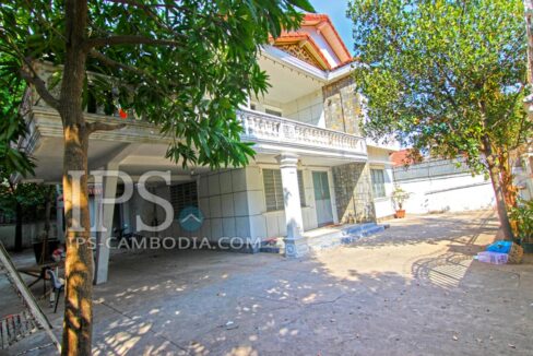 Six Bedroom Villa For Rent in Toul Tum Poung