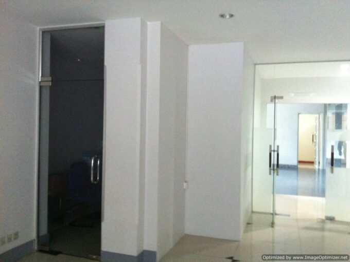 Office Space in Chamkarmorn