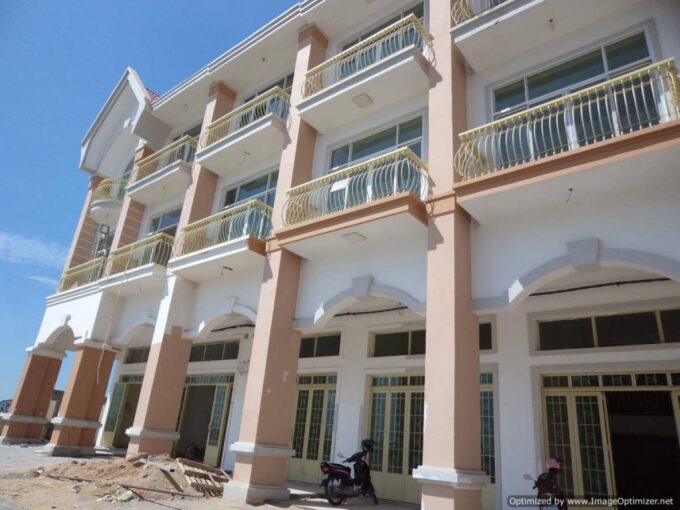 Shopfront Property in Tonle Bassac