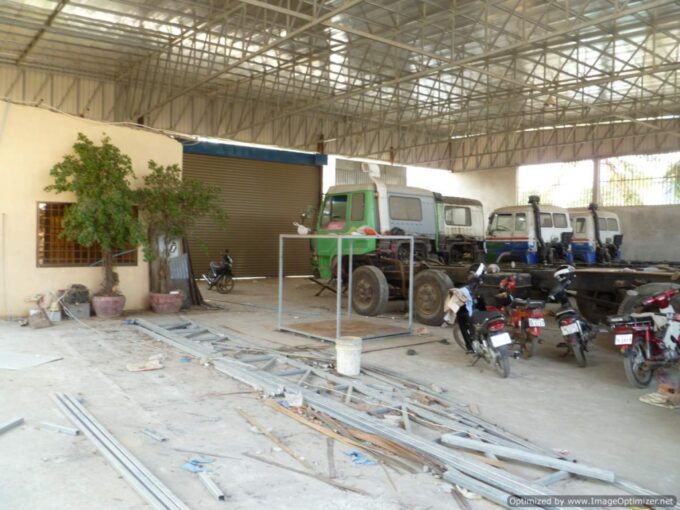 Warehouse for Rent in Kakab