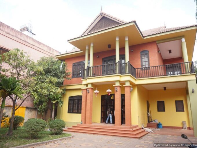 Large Six Bedroom Villa for Rent - Siem Reap