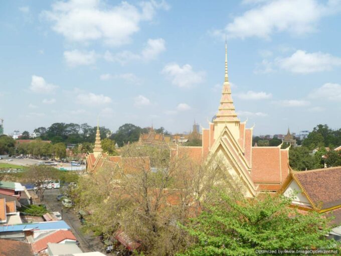 Studio Apartment in Daun Penh for rent