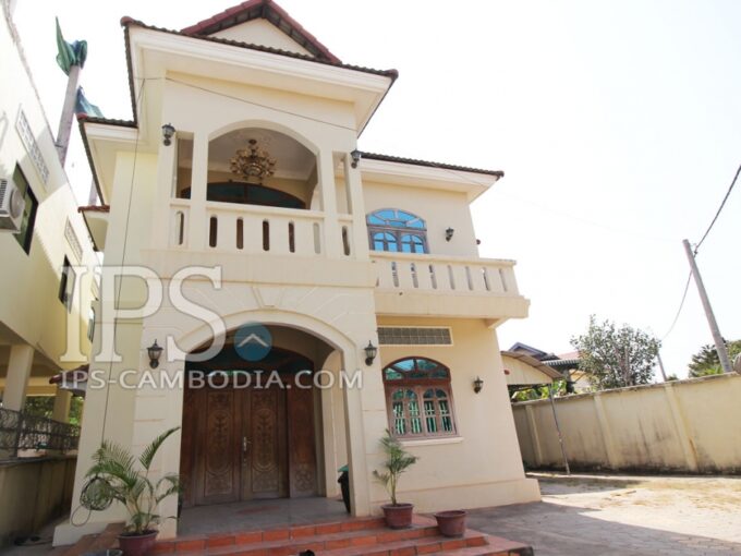 3 Bedroom Villa for Rent-Wat Damnak