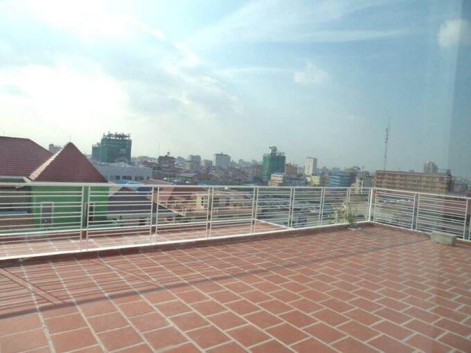 Commercial Building in Boeung Tumpun
