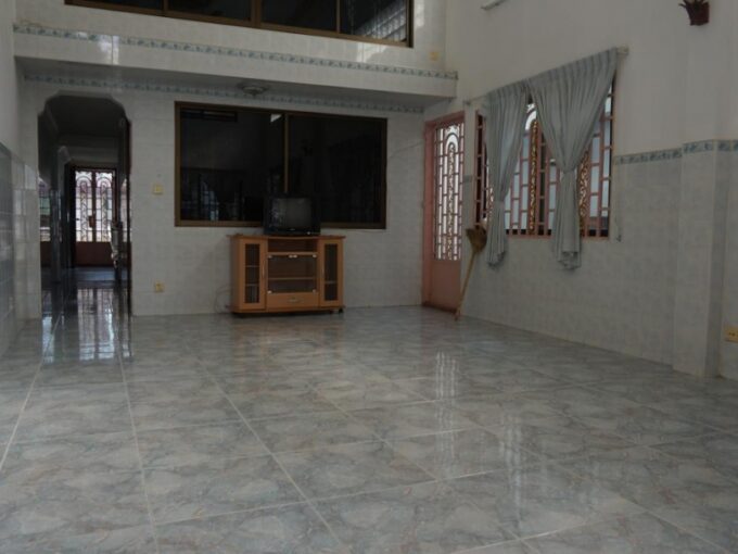 Three Bedroom Apartment for rent in Phnom Penh - With Mezzanine
