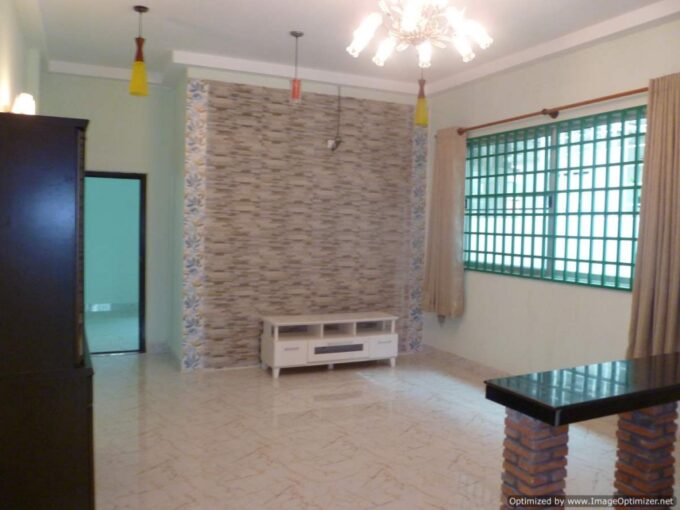 2 Bedroom Apartment in Toul Tom Poung