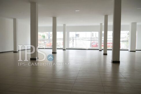 Office Space in Daun Penh - 268 Sqm