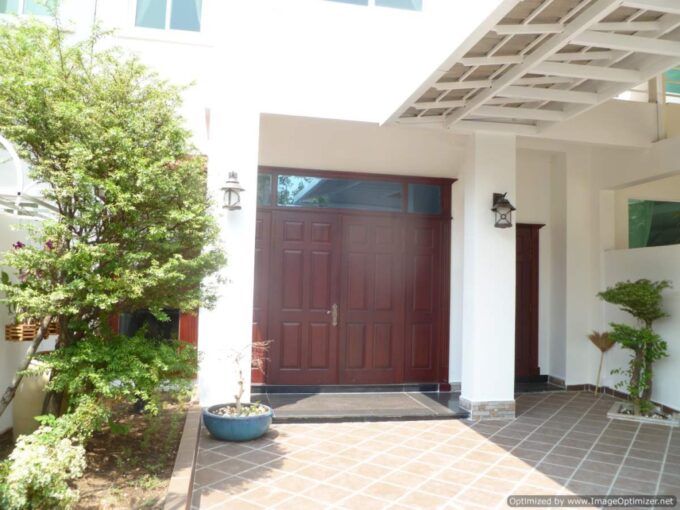 4 Bedroom Townhouse in Tonle Bassac