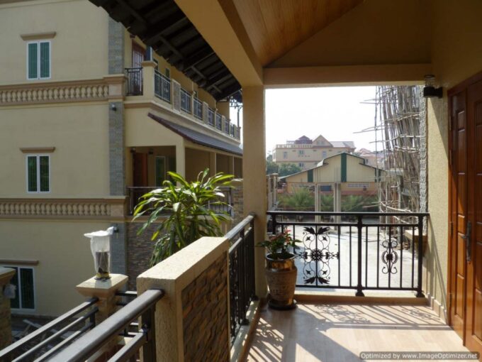 Four Bedroom Townhouse for rent near Russian Market -  Psar Doeum Thkov