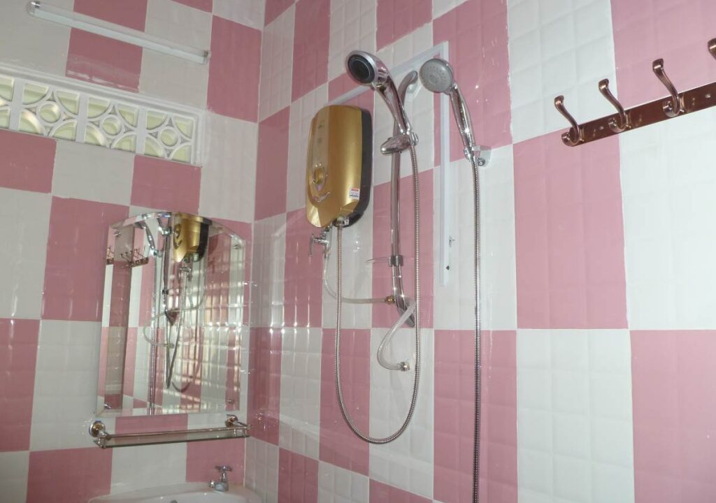 1 Bedroom Apartment in Toul Tom Poung