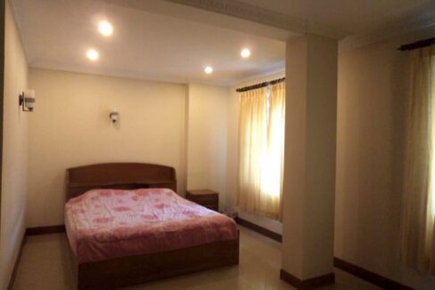 2 Bedroom Apartment in Daun Penh