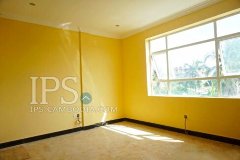 1705120300498b77-ips-large-luxury-hotel-for-rent-in-battambang-1450845382-ips-hotel-for-rent-in-battambang-1450683957-DSC07375-Optimized