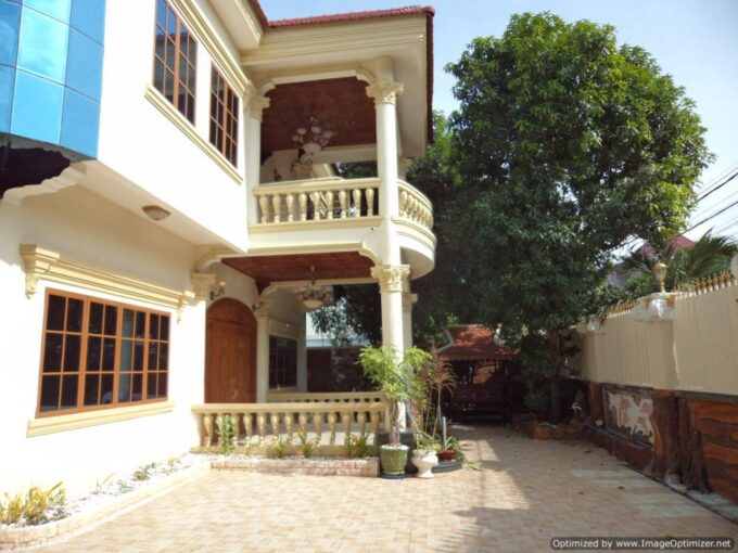 Five Bedroom Villa for rent in in Toul Kork - Phnom Penh