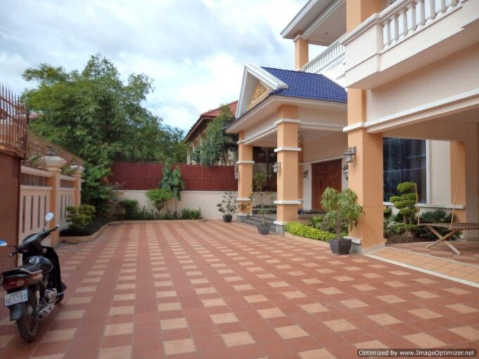 Nine Bedroom Villa for rent in Toul Kork