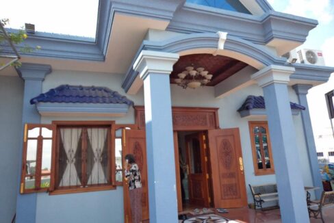 3 Bedroom Penthouse in Daun Penh