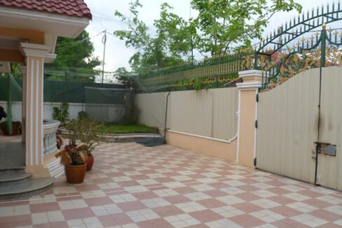 6 Bedroom Villa in Tonle Bassac