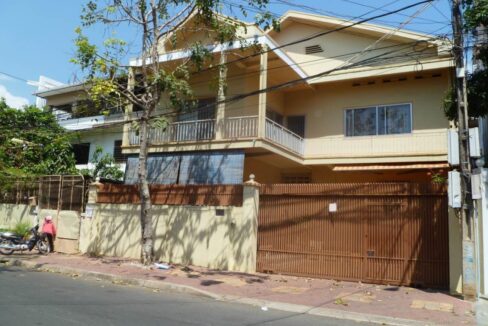 4 Bedroom Villa in Daun Penh
