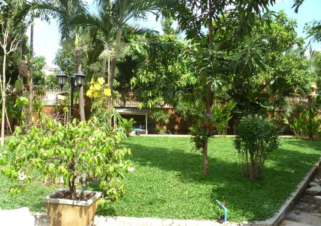 8 Bedroom Villa in Toul Kork