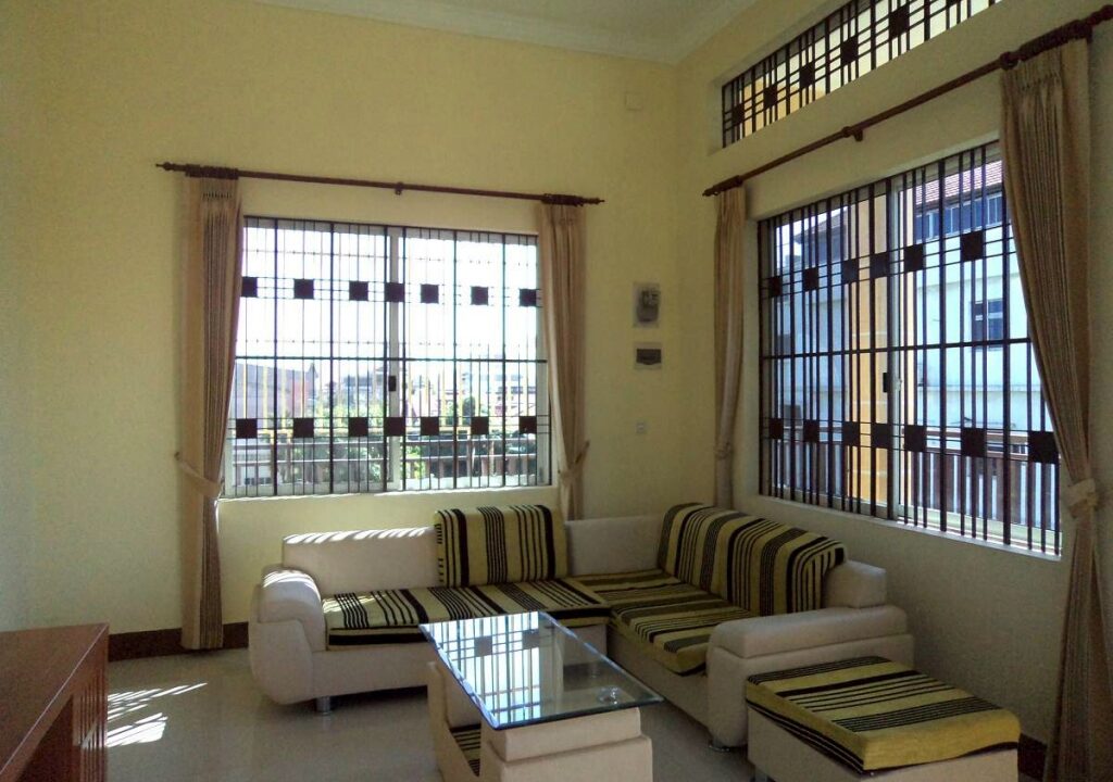 2 Bedroom Apartment in Toul Tom Poung