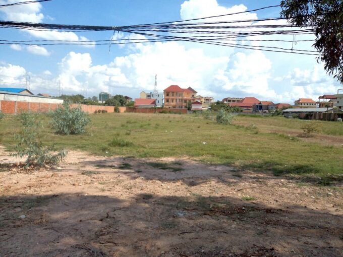 Development Land in Sen Sok