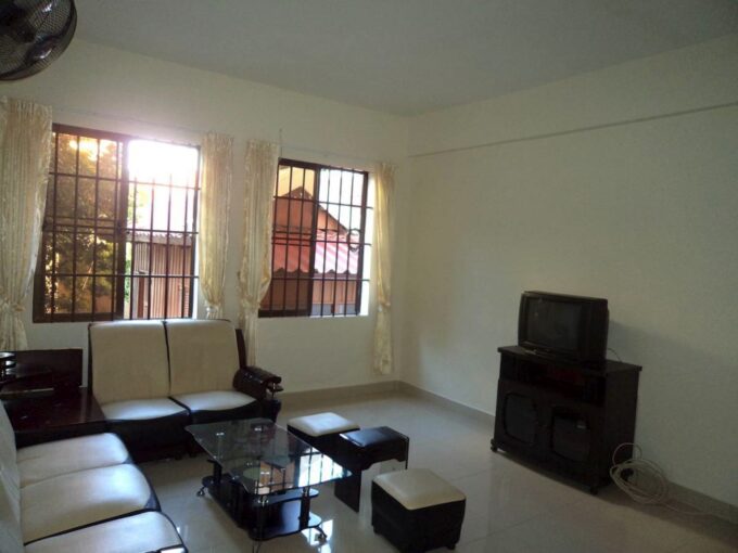 4 Bedroom Apartment in Tonle Bassac