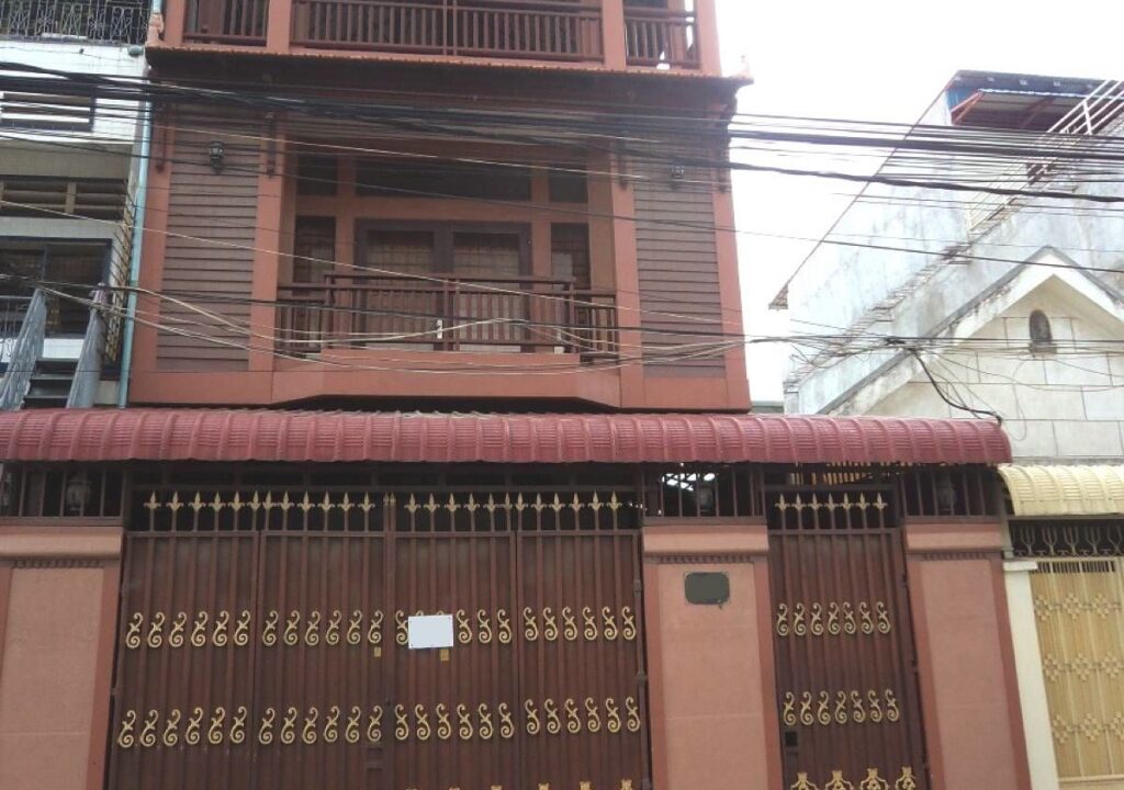 4 Bedroom Townhouse in BKK3