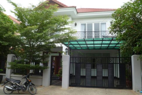 3 Bedroom villa in Tonle Bassac
