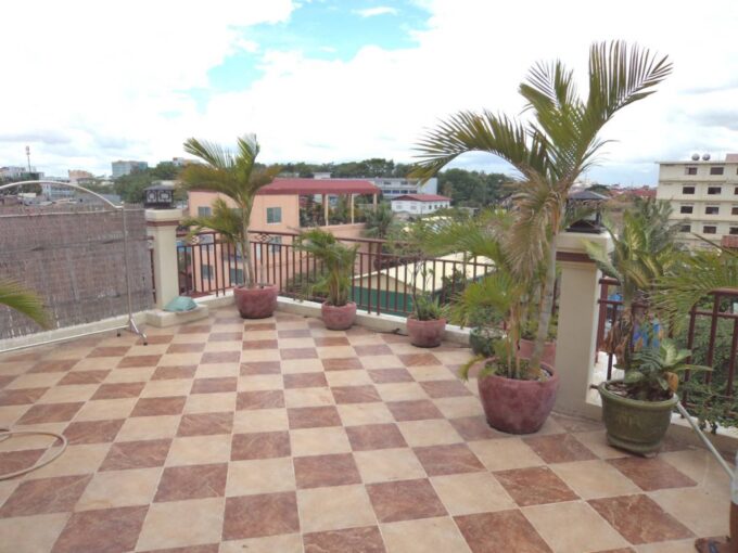 2 Bedroom Apartment in Toul Kork