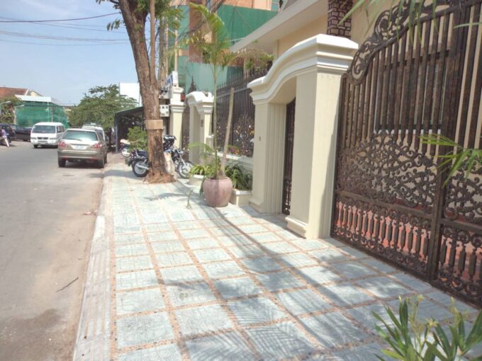 6 Bedroom Villa in Daun Penh