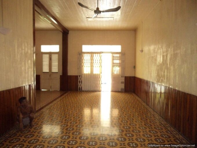 6 Bedroom Villa In Daun Penh