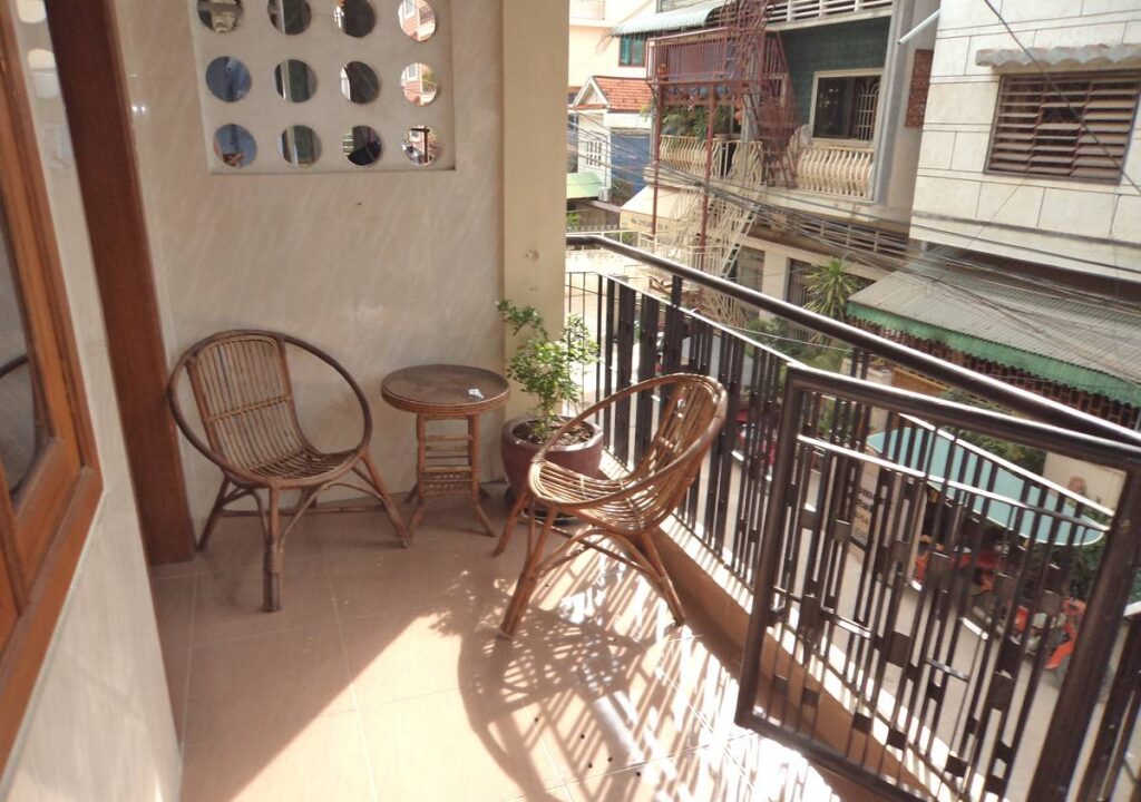2 Bedroom Apartment in Daun Penh