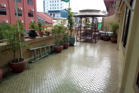 2 Bedroom Apartment in Daun Penh