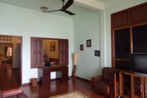 1 Bedroom Apartment On The Riverside