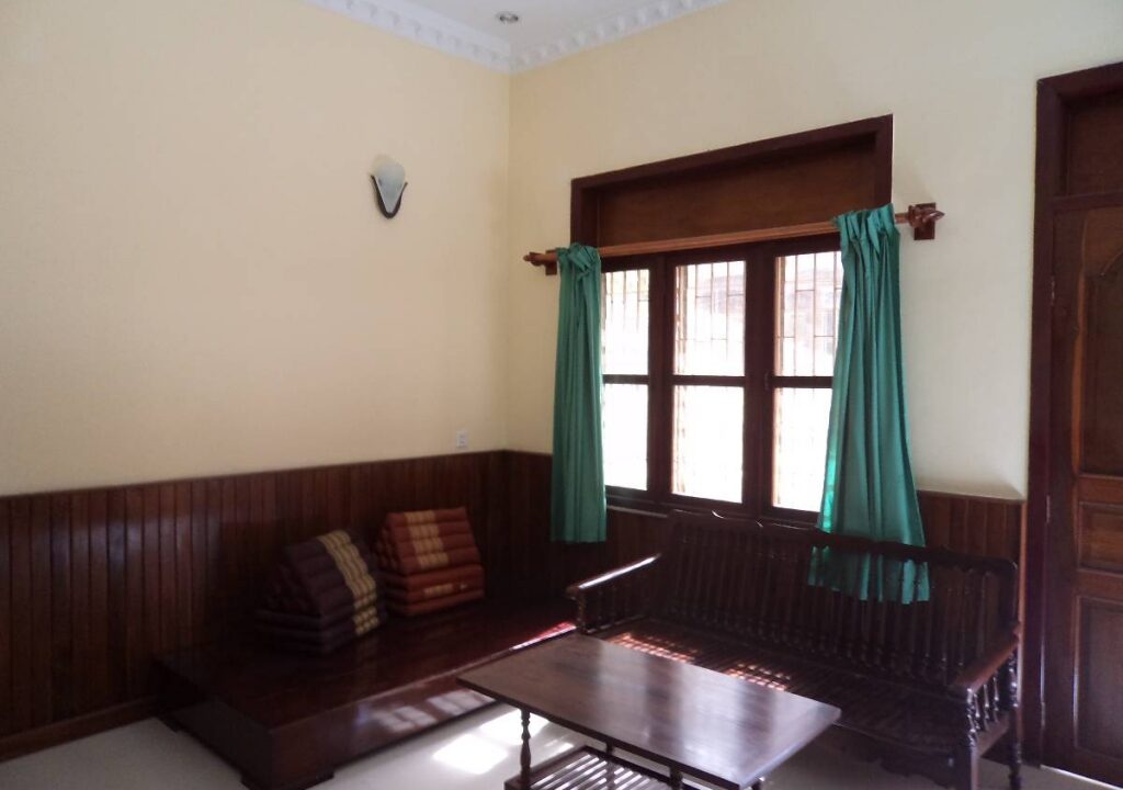 2 Bedroom Apartment In Tonle Bassac