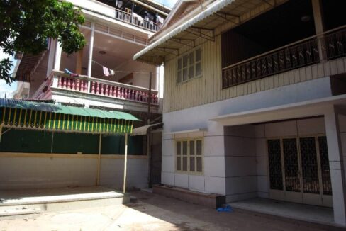 3 Bedroom Villa In Boueng Trabek