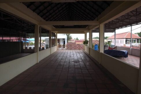 2 Bedroom Apartment in Daun Penh