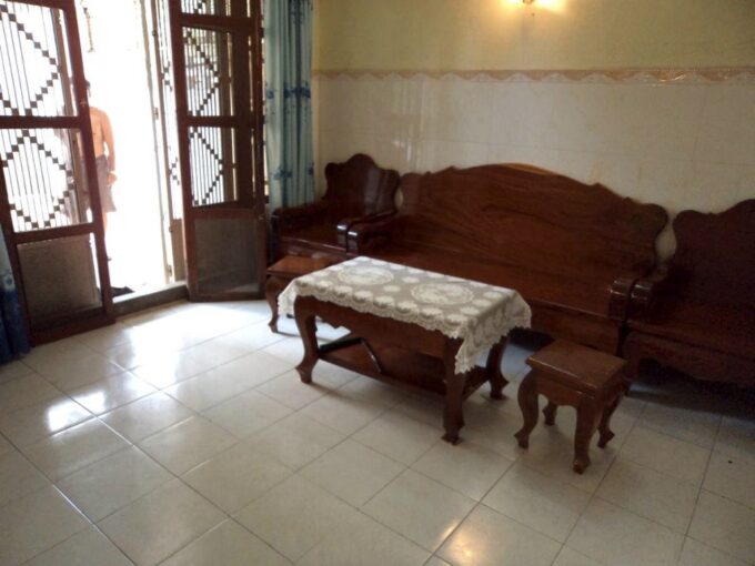 2 Bedroom Shopfront in BKK1