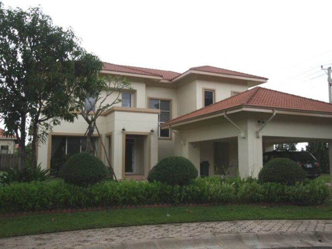 4 Bedroom Villa in Sen Sok