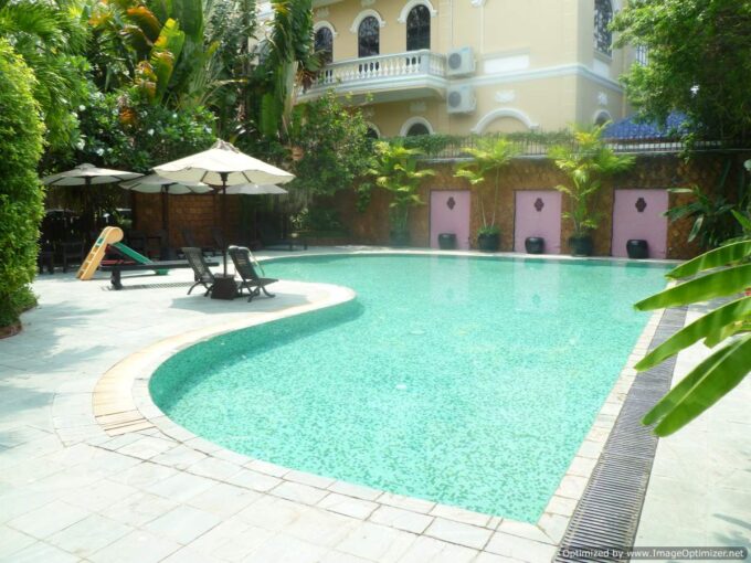2 Bedroom Apartment in Daun Penh