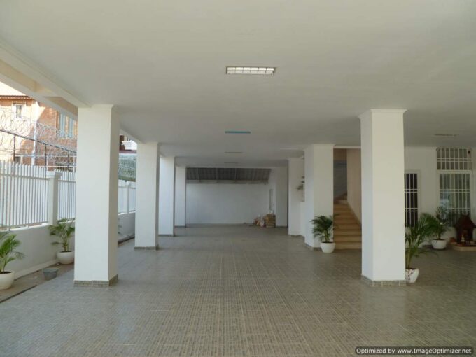 1 Bedroom Apartment in Psar Doeum Thkov