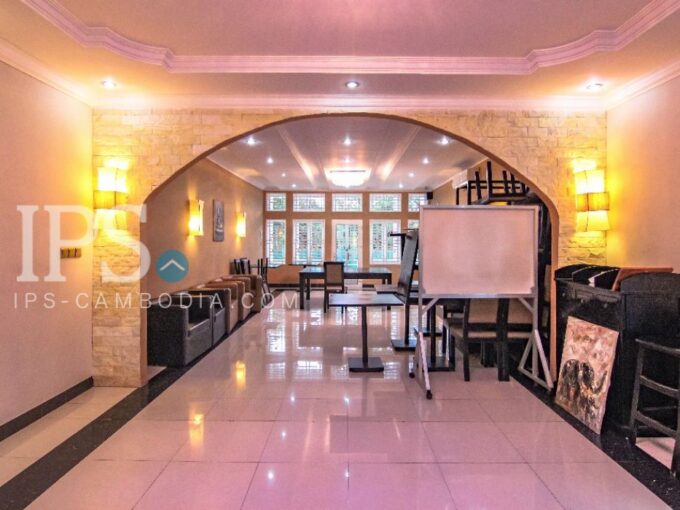 Daun Penh Townhouse for Rent  Roof top Terrace