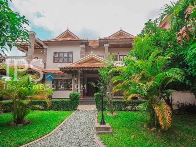 5 Bedroom Villa for Rent in Siem Reap