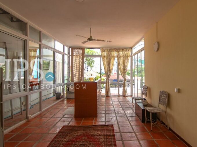 Apartment For Rent Tonle Bassac - 2 Bedrooms