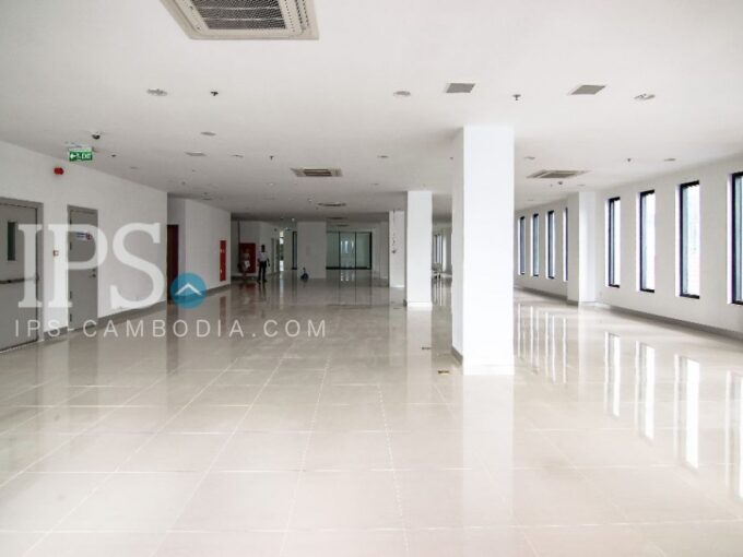 610 Sqm Office Space for Rent - Phsar Depo
