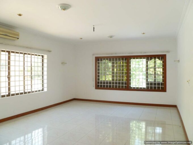 Office Space in Daun Penh