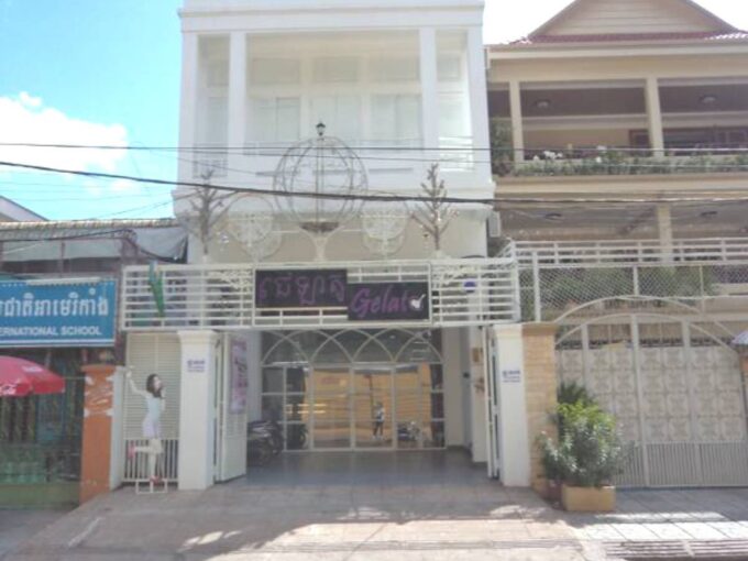 Building for Sale in Daun Penh
