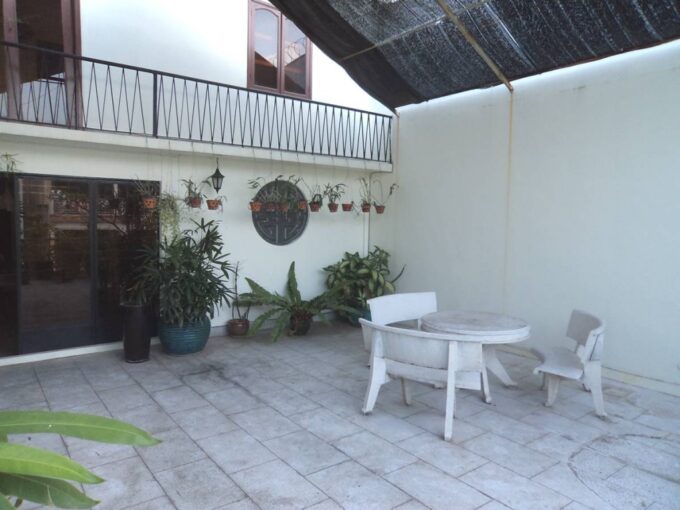 3 Bedroom Apartment in Daun Penh