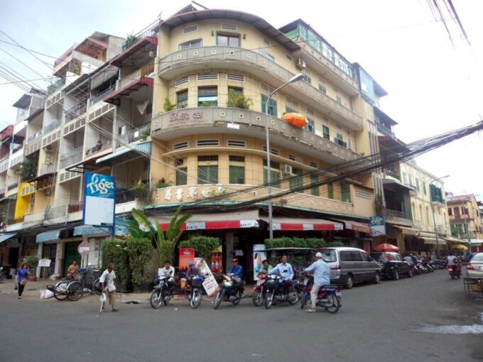 3 Bedroom Apartment in Daun Penh